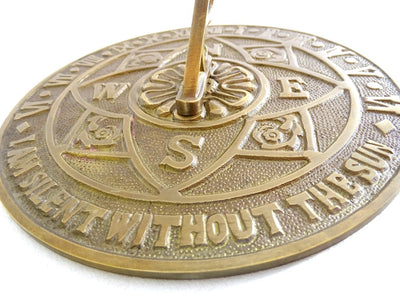 Garden sundial, Flower – SDC