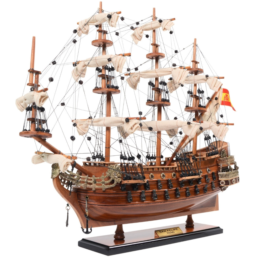 Exclusive model of the San Felipe sailing ship with unfurled sails - SF45R