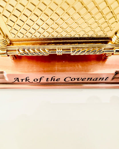 Majestic Miniature of the Ark of the Covenant in Golden Frame 11.2 x 5.8 x 7.3cm - Exclusive Ark, Decoration in Golden Edition
