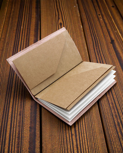 My Bucket List Journal – hand-crafted brown leather notebook 22 × 12 × 1,5 cm, 80 pages