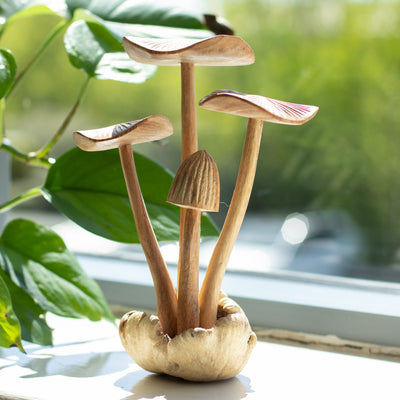 Hand-Carved Forest Mushrooms - Set of 4 Large Mushrooms Made from Natural Wood, Perfect as a Gift - Height 14 cm, Unique Rustic Style, Ideal for Interior Decoration