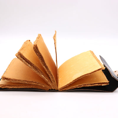 Book of Shadows - Magical Notebook with 200 Pages, Decorative Edge, 15x21 cm