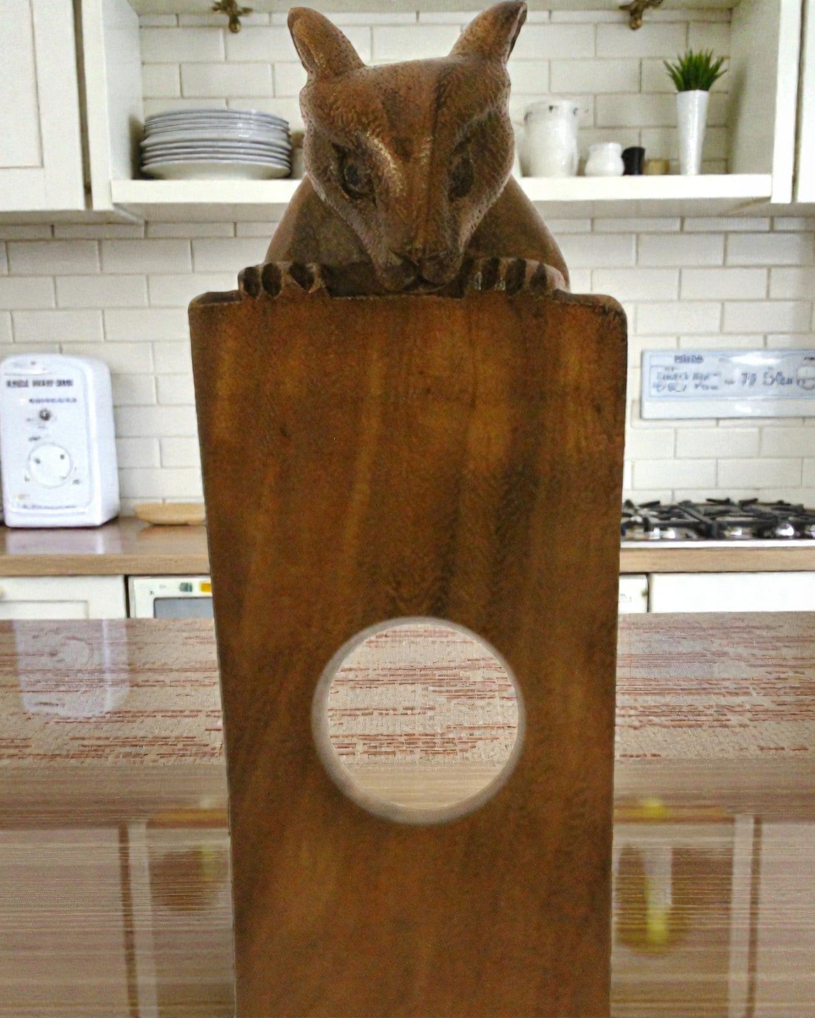 Forest Balance – Carved Balancing Wine Holder with Mouse