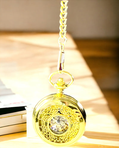 Retro Carved Pocket Watch with Hand-Wound Mechanism, Gold Color with Roman Scale and Luminous Dial, Vintage Style