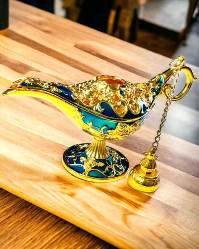 Small Handcrafted Aladdin Lamp - Metal Artistic Handicraft for Home Decoration, engraving
