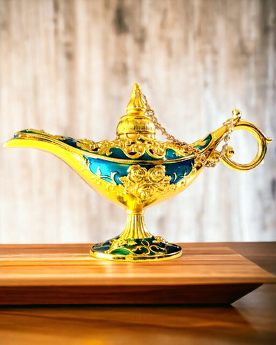 Small Handcrafted Aladdin Lamp - Metal Artistic Handicraft for Home Decoration, engraving