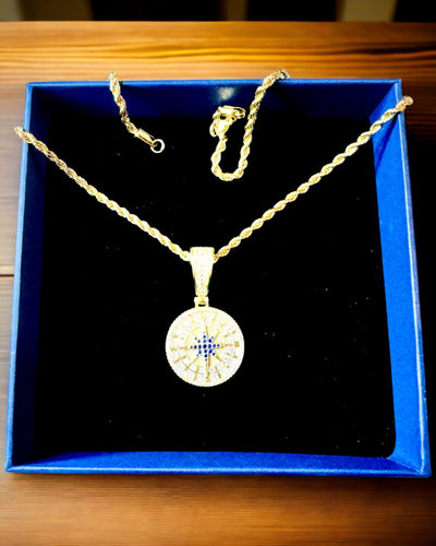 Necklace with Glamour Style Compass Pendant with Zirconia for Women and Men - 2 variants to choose from, personalization with engraving for a gift