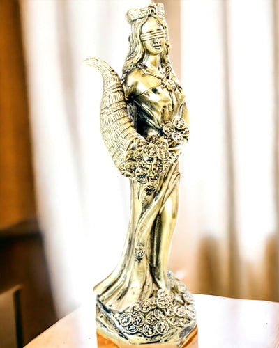 "Statue of the Goddess of Abundance" - Decorative Resin Statue of Fortune for Home and Office