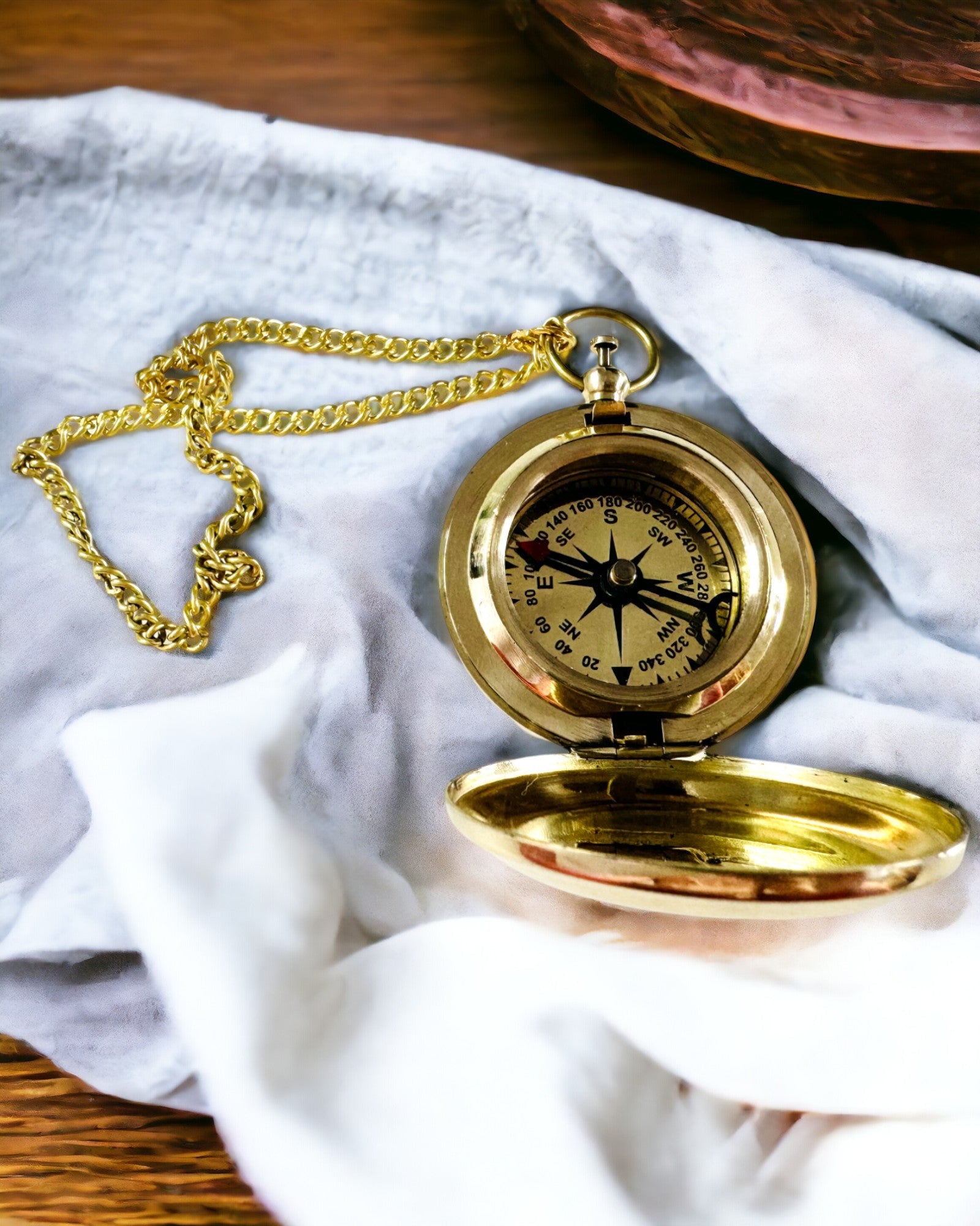 Golden Color Compass "Adventure" – Elegant Navigator of Discoveries
