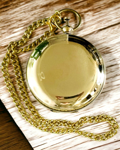 Golden Color Adventure Compass – Elegant Discovery Navigator