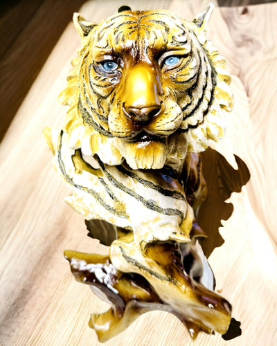 "Tiger King of the Jungle" Statuette with Engraving Option, 29 cm Tall Figurine, Gift Decoration