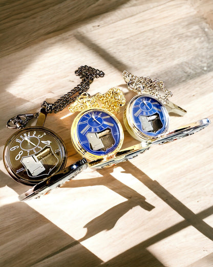 Pocket watch "Astrum Temporis" - Black frame. Customizable with engraving.