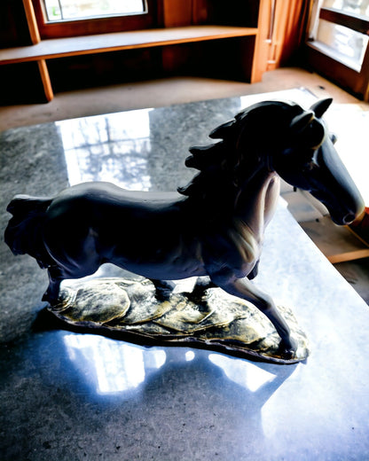 "Czarny Galop" - Elegant Horse Figurine with Engraving Option