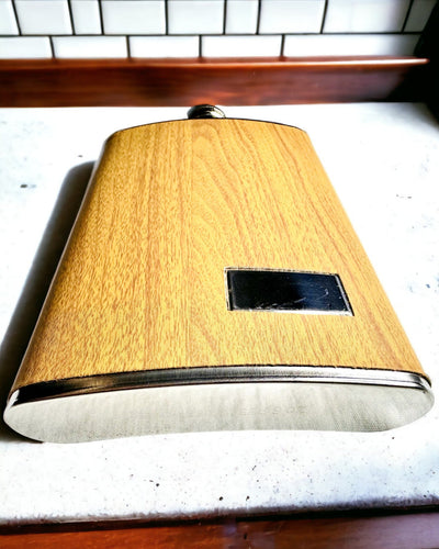 Wooden Set "Elegance Flask" with Custom Engraving Option