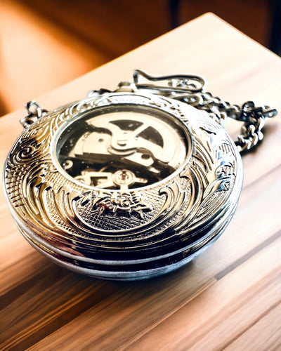 Silver pocket watch "Vintage Elegance" with personalization option by engraving