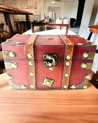 Wooden Box 'Pirate Treasure Chest' – Vintage Jewelry and Trinket Box