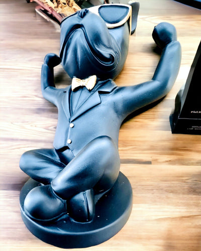 Figurka Bulldog Elegance - Exclusive glass holder, customizable with engraving