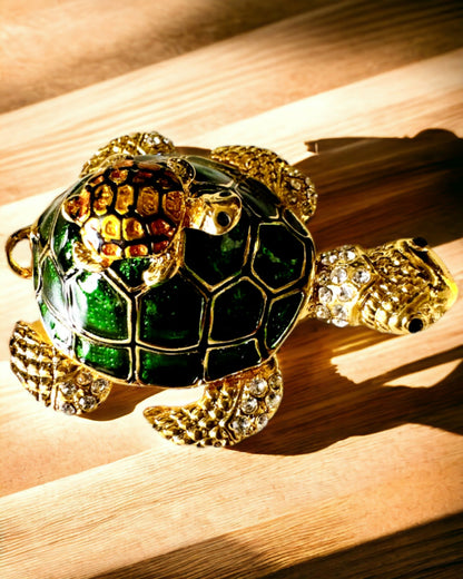 "Żółwiowa Rodzinka" Box - green color, personalized with engraving