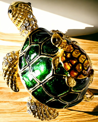 "Żółwiowa Rodzinka" Box - green color, personalized with engraving