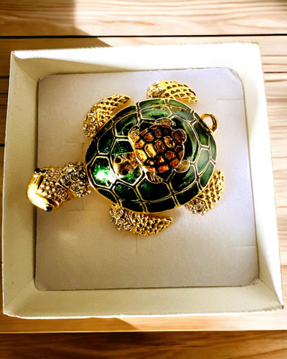 "Żółwiowa Rodzinka" Box - green color, personalized with engraving