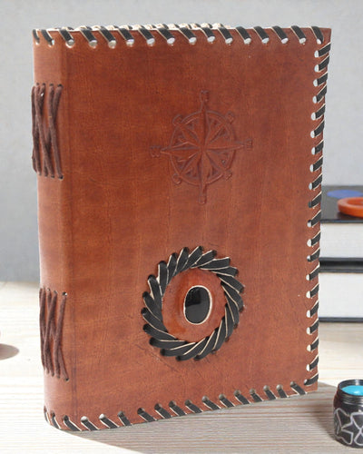 Navigator Onyx – Leather Notebook with a Black Onyx Accent and Compass