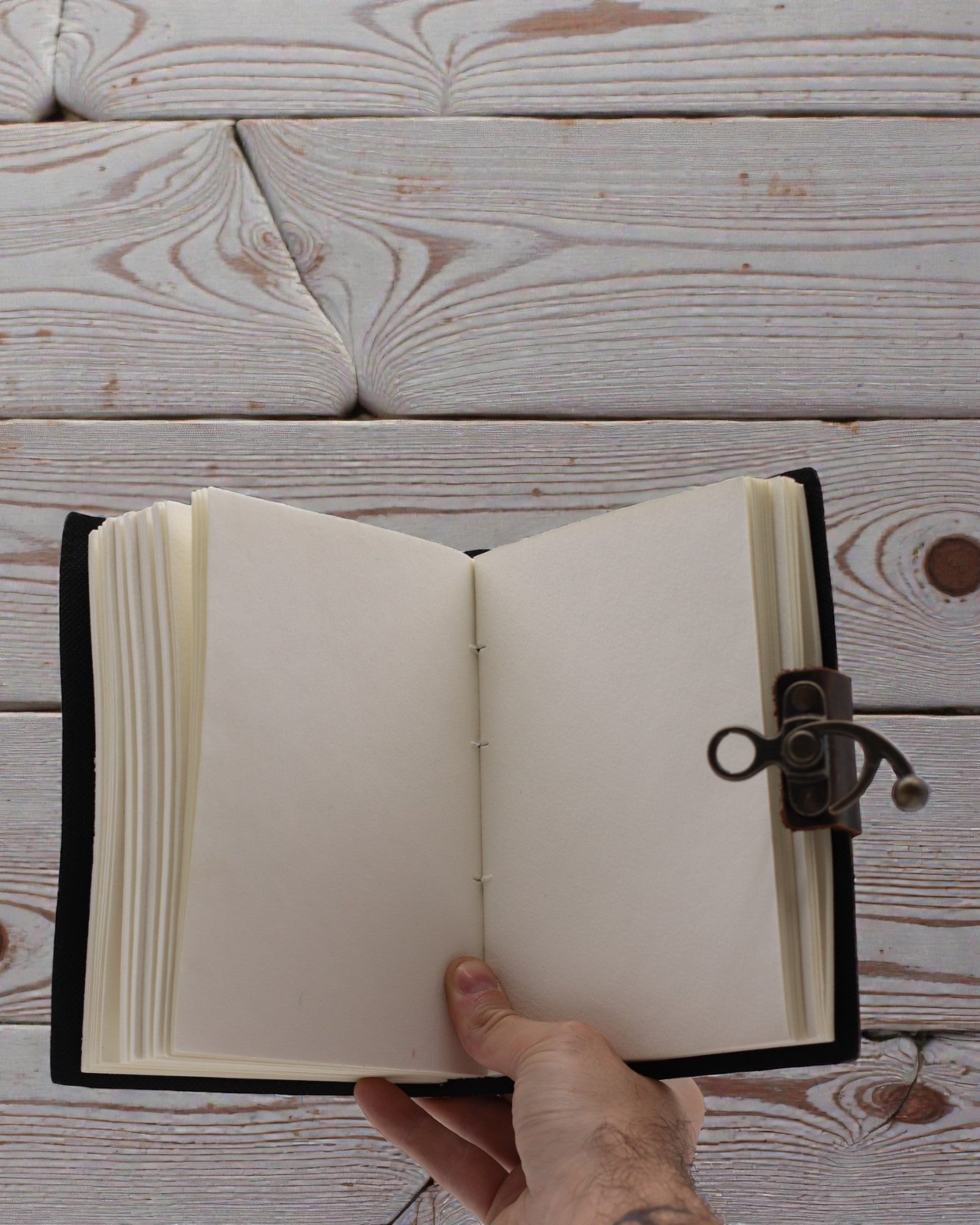 Leather Notebook with Print – Stop Doomscrolling (17,8 × 12,7 cm)