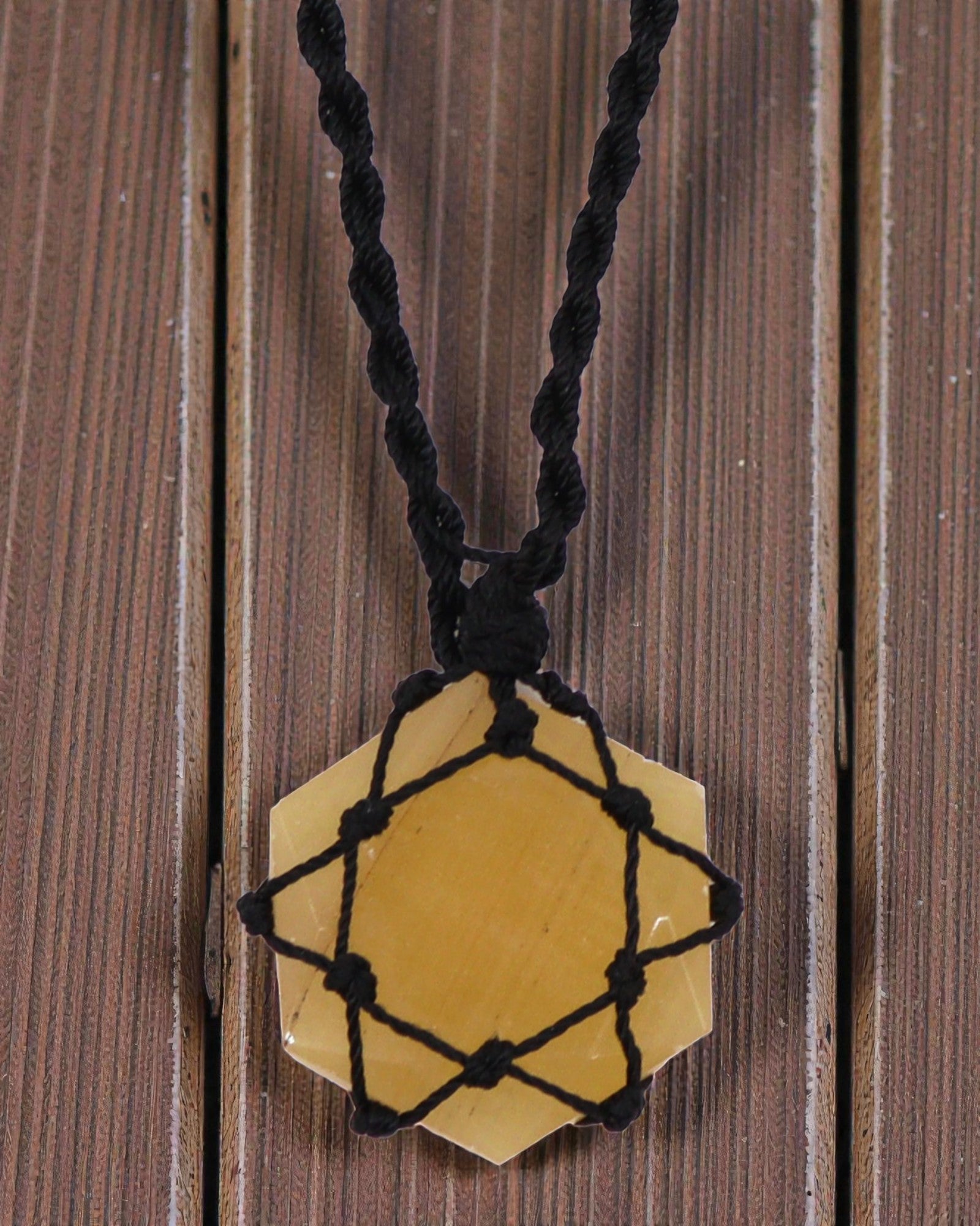 Hexagon of the Sun – Macramé Necklace with Yellow Quartz