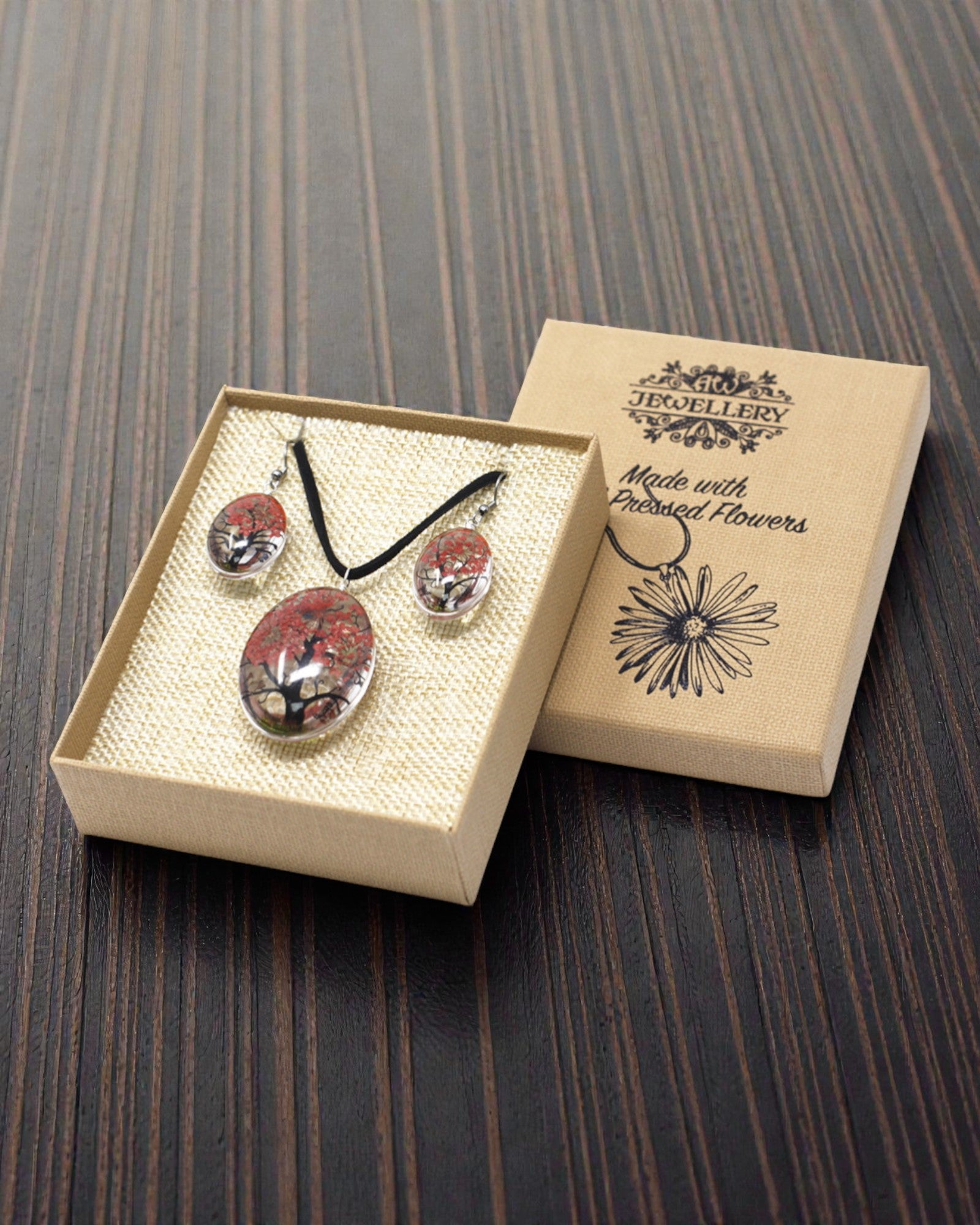 Coral Garden – Coral Jewelry Set with Dried Flowers, Tree of Life