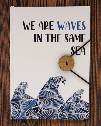 Waves Together – small notebook with a strap and a coconut button 18 × 12,5 cm, 200 pages