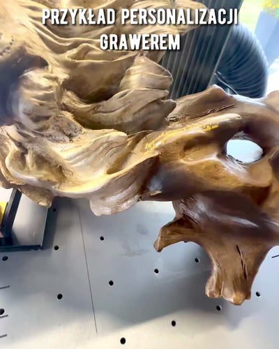 "Wolf Spirit" – Decorative Figurine with Personalization Option via Engraving, Ideal as a Gift