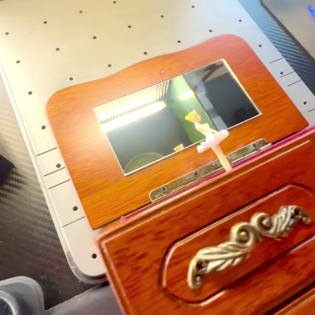 Wooden Music Box with Mirror and Engraving – an Elegant Jewelry Gift with Two Drawers, Height 10 cm, Melody “The Entertainer”