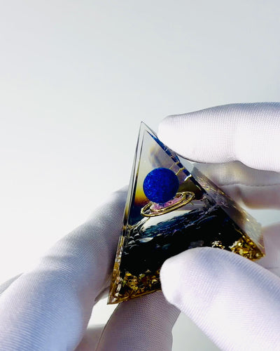 Orgonite Energy Pyramid with Crystals for Meditation – Radiates Positive Energy and Abundance