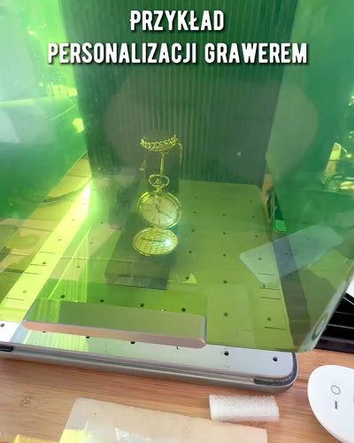 Golden Color Pocket Watch in Retro Style with Engraving Option