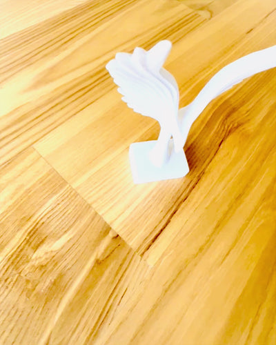 Elegant Angel Wings Figurine 15 cm high – "Winged Guardians", customizable with engraving for a gift, personalization, 2 color variants