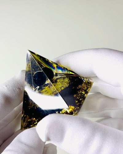 Amethyst Crystal Pyramid - Brings Positive Energy and Supports Meditation. Color gold - black