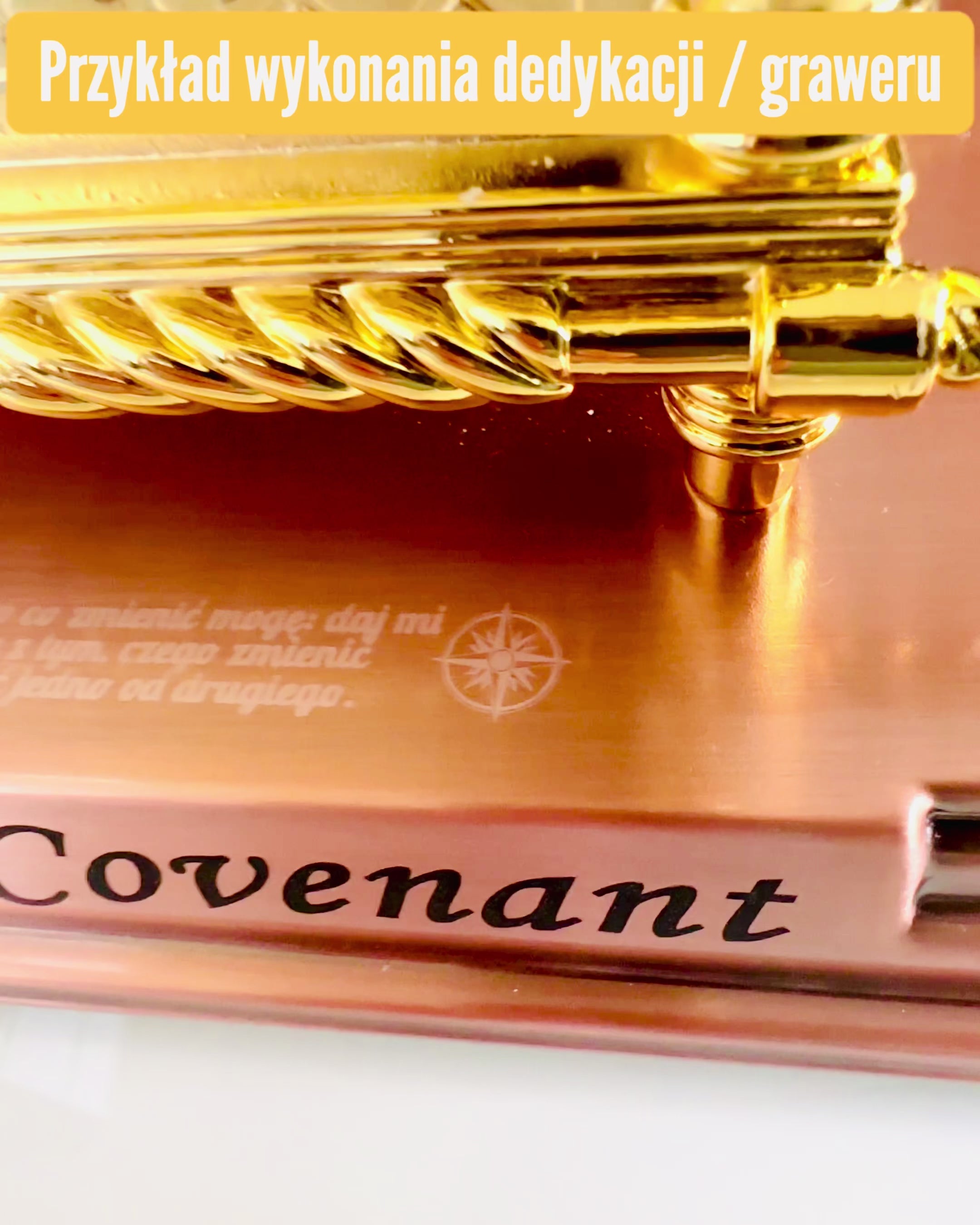 Majestic Miniature of the Ark of the Covenant in Golden Frame 11.2 x 5.8 x 7.3cm - Exclusive Ark, Decoration in Golden Edition