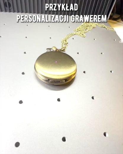 Vintage-style pocket watch with personalization option - brushed gold