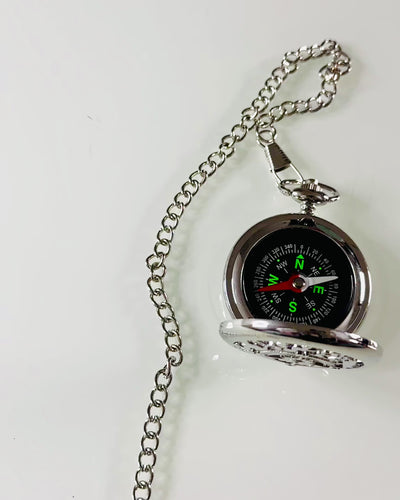 Pocket Compass Silver Color in Retro Style with Openwork Pattern – Elegant and Practical. Engraving