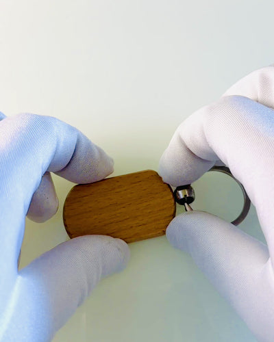Elegant Wooden Keychain with Custom Engraving – Perfect as a Gift