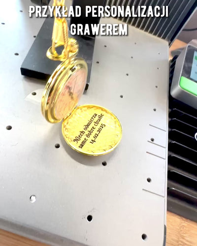 Golden Color Pocket Watch in Retro Style with Engraving Option