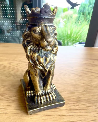 The Lion King – Compact 14.5 cm Decorative Figurine with Engraving Option for Gift