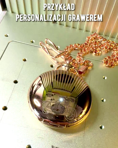 Pocket Watch in Classic Style – Rose Gold, Vintage Elegance