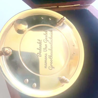 Brass Compass with Sundial in an Elegant Wooden Box - Perfect Personalized Gift with Engraving Option - Retro Style, Classic Craftsmanship, High Quality