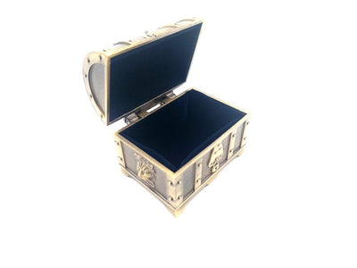 Retro Metal Treasure Chest with Engraving - Silvery Box 7x5x5 cm