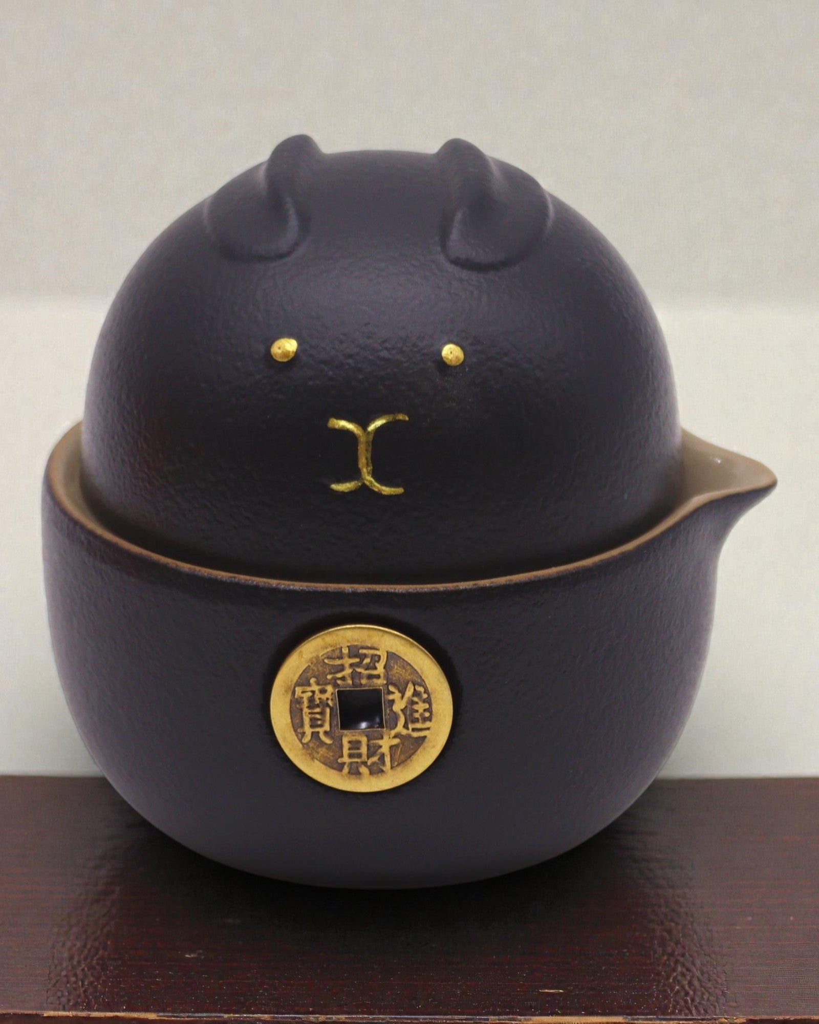 Black Lucky Cat – Tea Set with 2 Cups (Black)